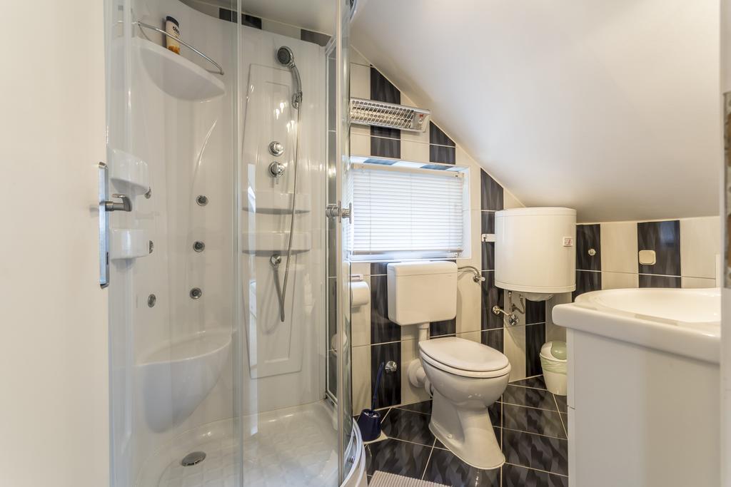 Apartments Sara Хвар Екстер'єр фото